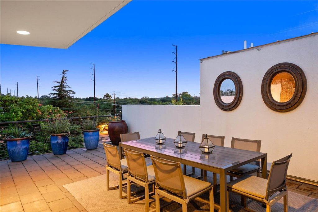 Photo of 2301 S 5th ST #11, Austin, TX 78704 (MLS # 5102329)