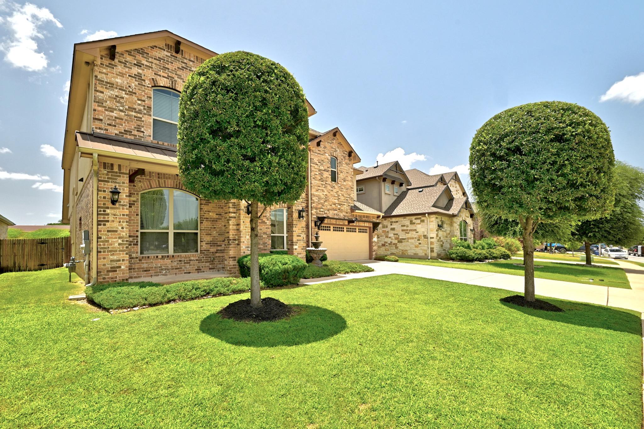 2237 Cactus Valley DR