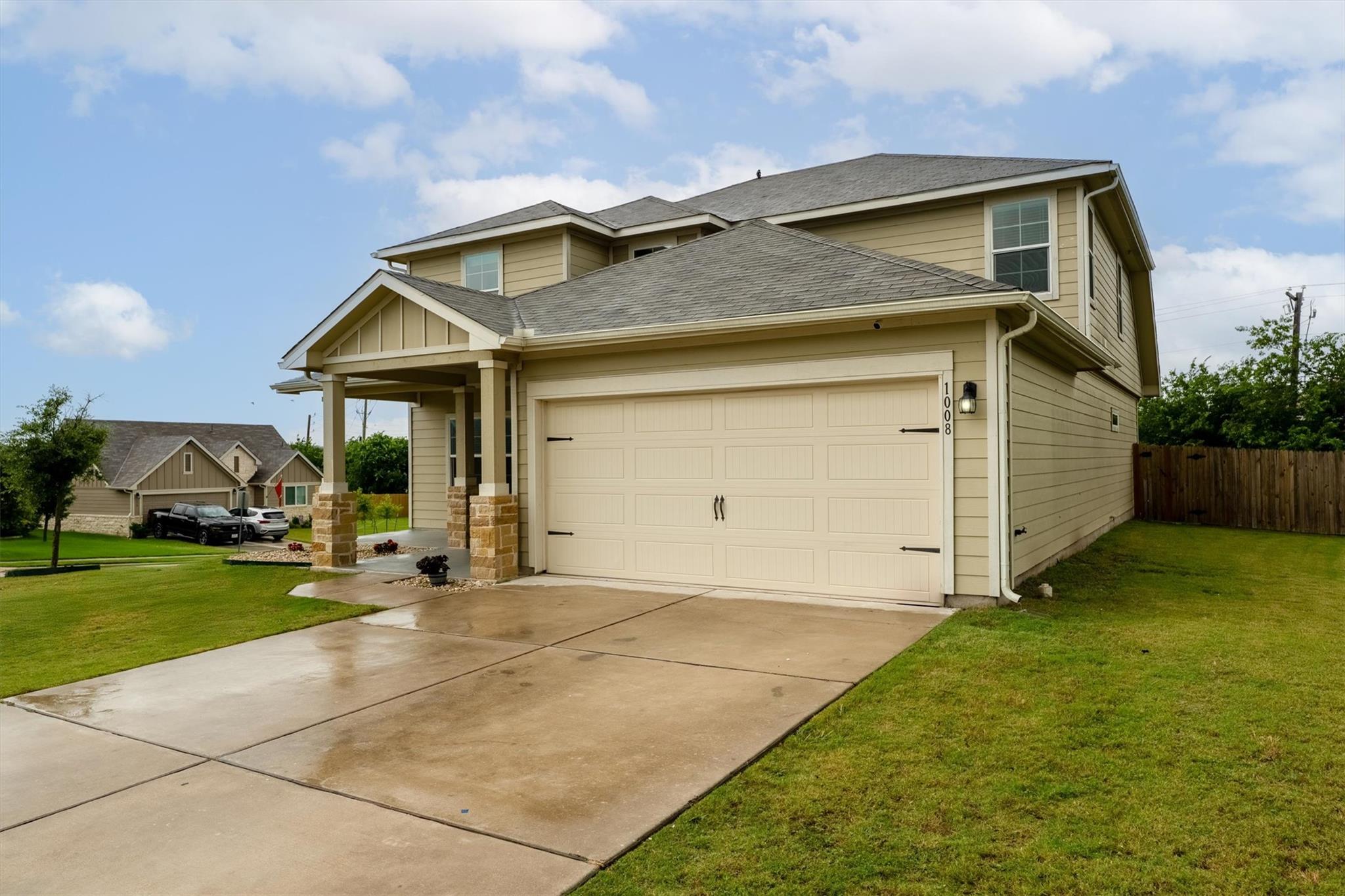 1008 Comal RUN