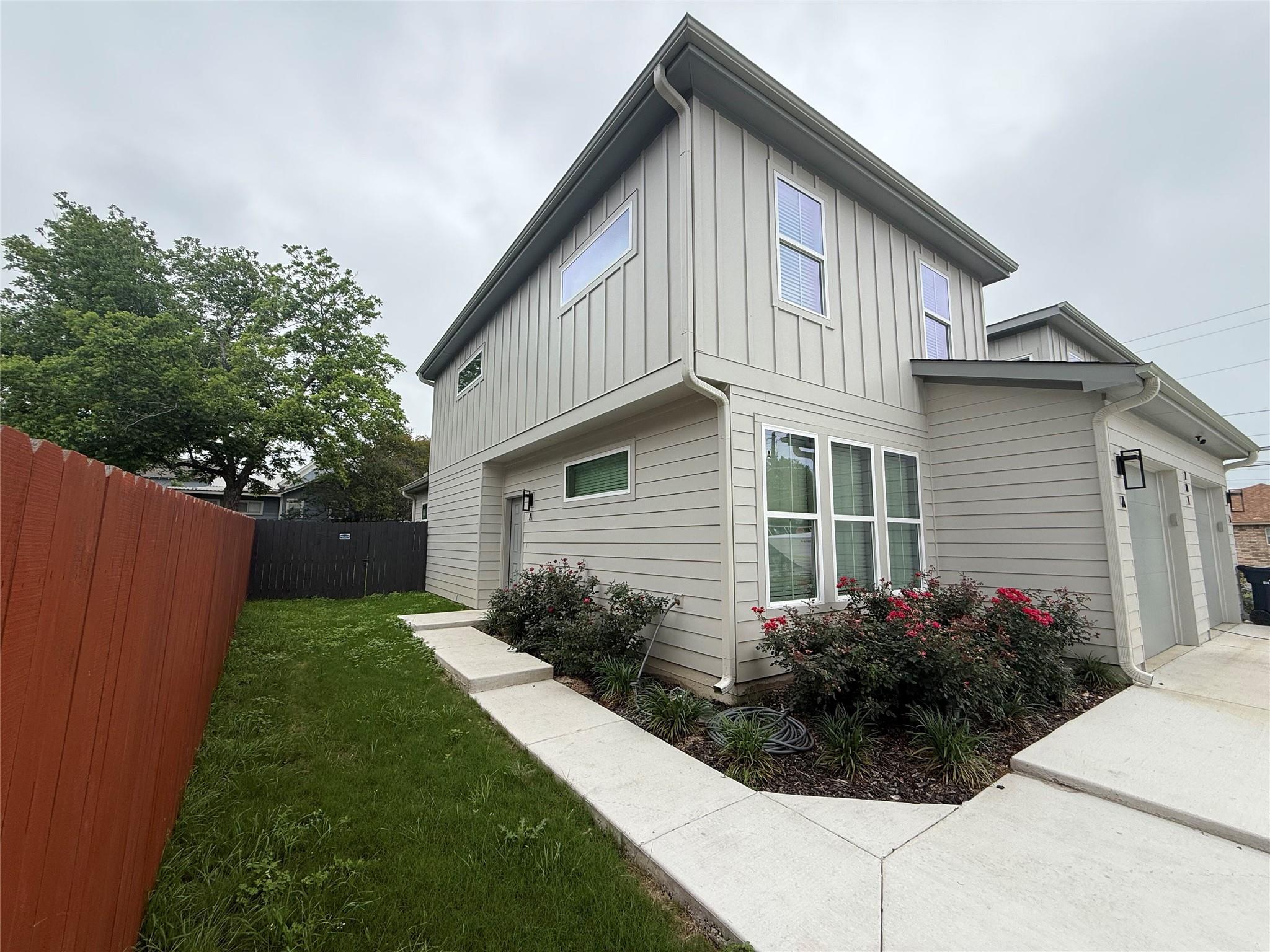 Photo 1 of 30 — 105 Kerr ST A, Burnet, TX 78611