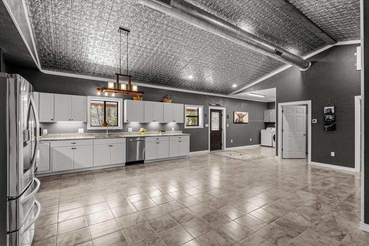 144 Old Potato Road RD