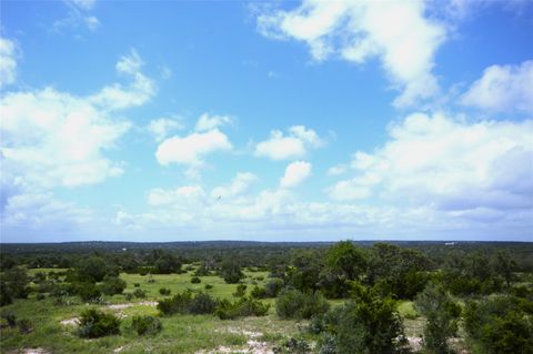 51 Dead End Rd. Mountain Home TX 78058