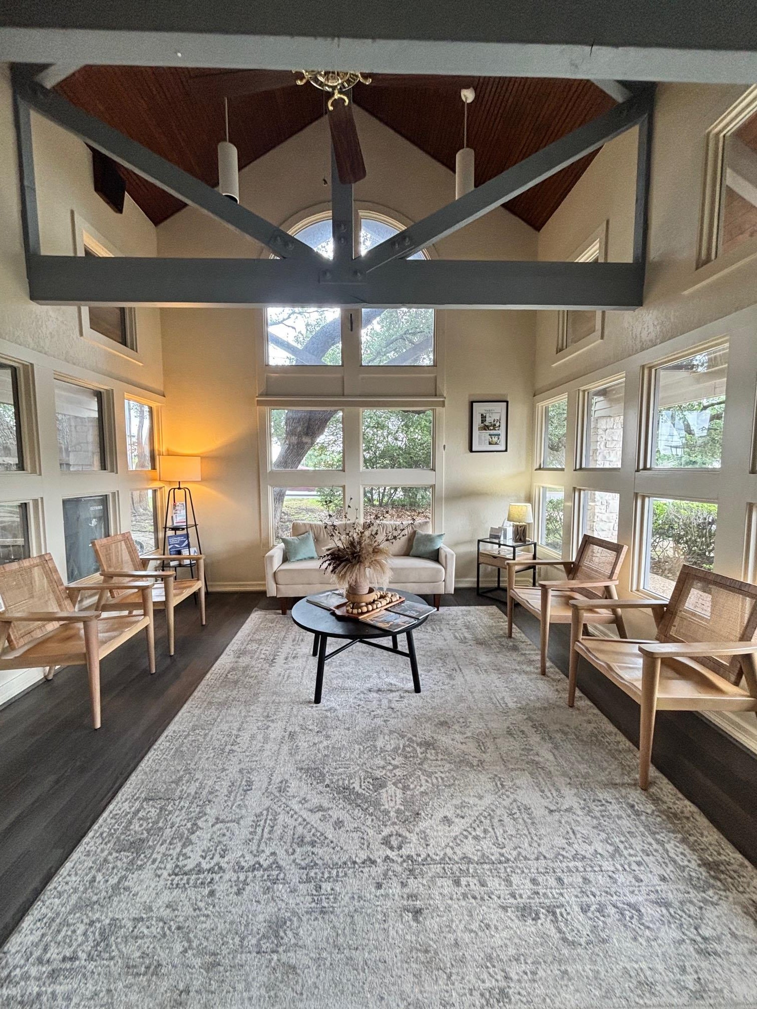 3737 Williams DR