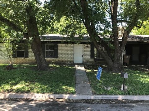 Photo of 2519 Glen Springs WAY, Austin, TX 78741 (MLS # 8001955)