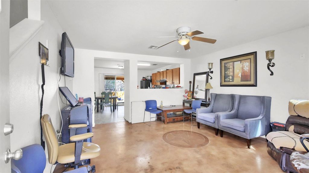 Photo of 804 Dawlish DR, Pflugerville, TX 78660 (MLS # 1257721)