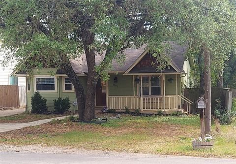 1007 N Bishop ST San Marcos TX 78666
