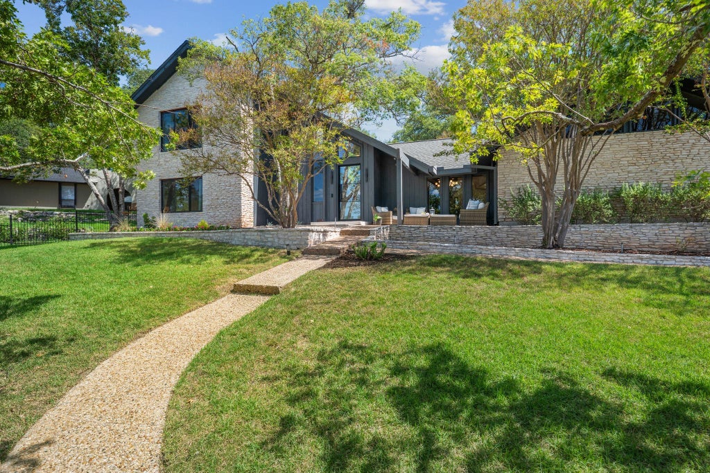 Photo of 2308 Cypress PT E, Austin, TX 78746 (MLS # 5919876)
