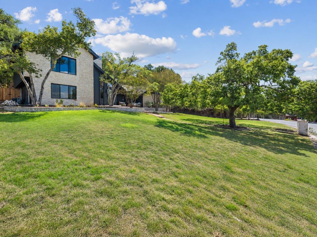 Photo of 2308 Cypress PT E, Austin, TX 78746 (MLS # 5919876)