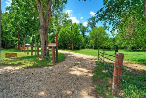 Tiny photo for 906 Water ST, Manor, TX 78653 (MLS # 5876694)