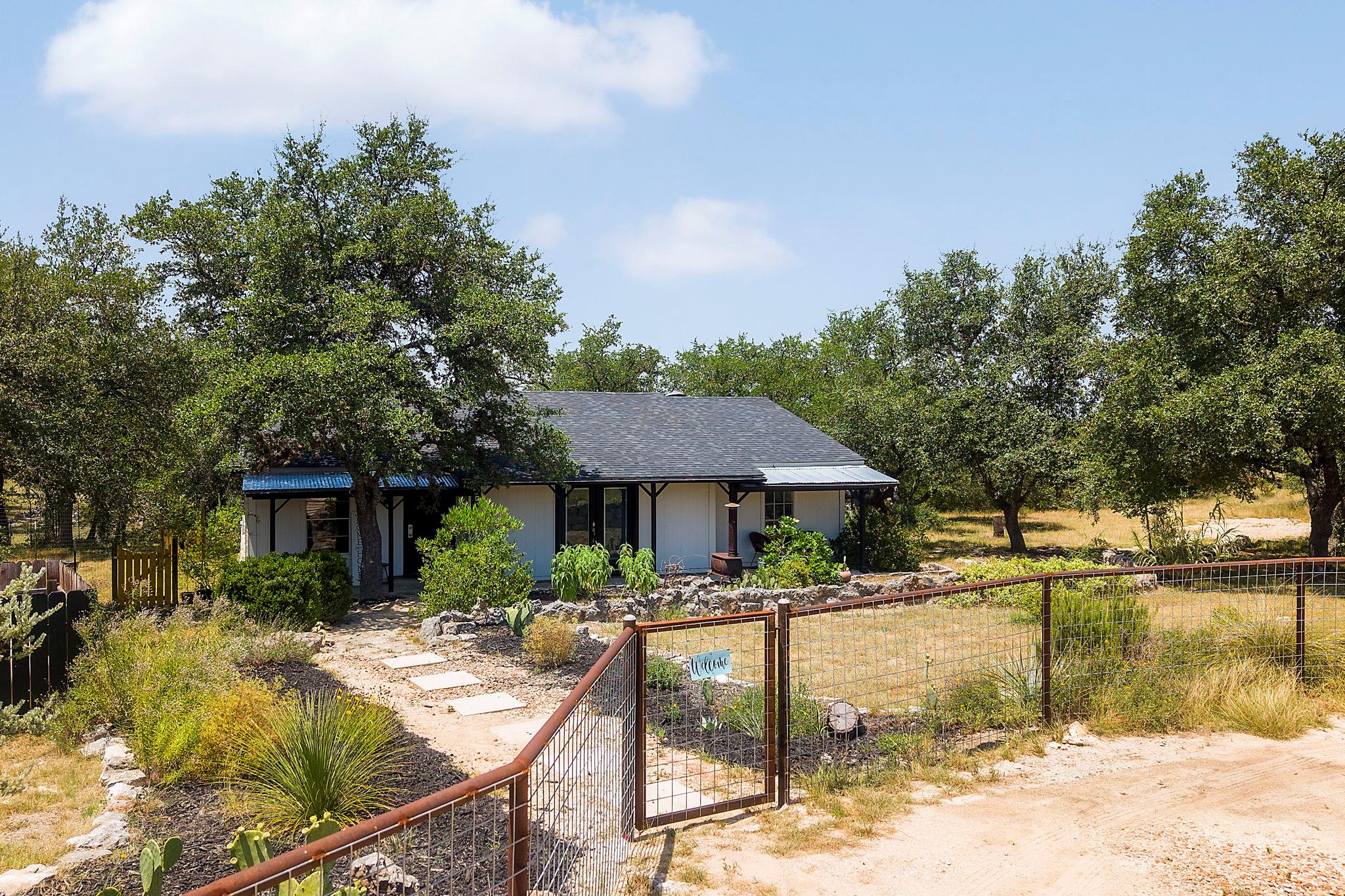 2591 Spring Valley DR