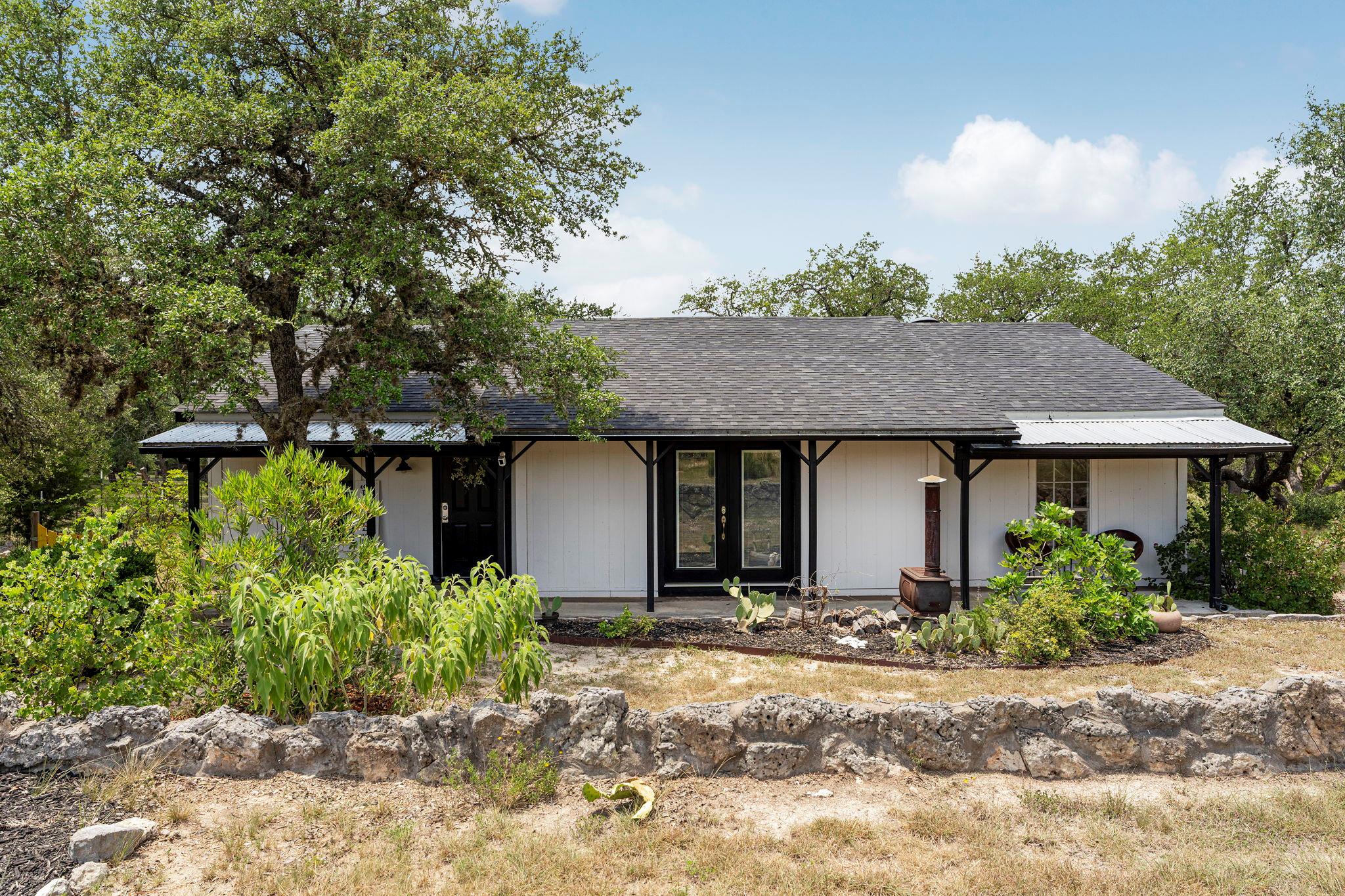 2591 Spring Valley DR