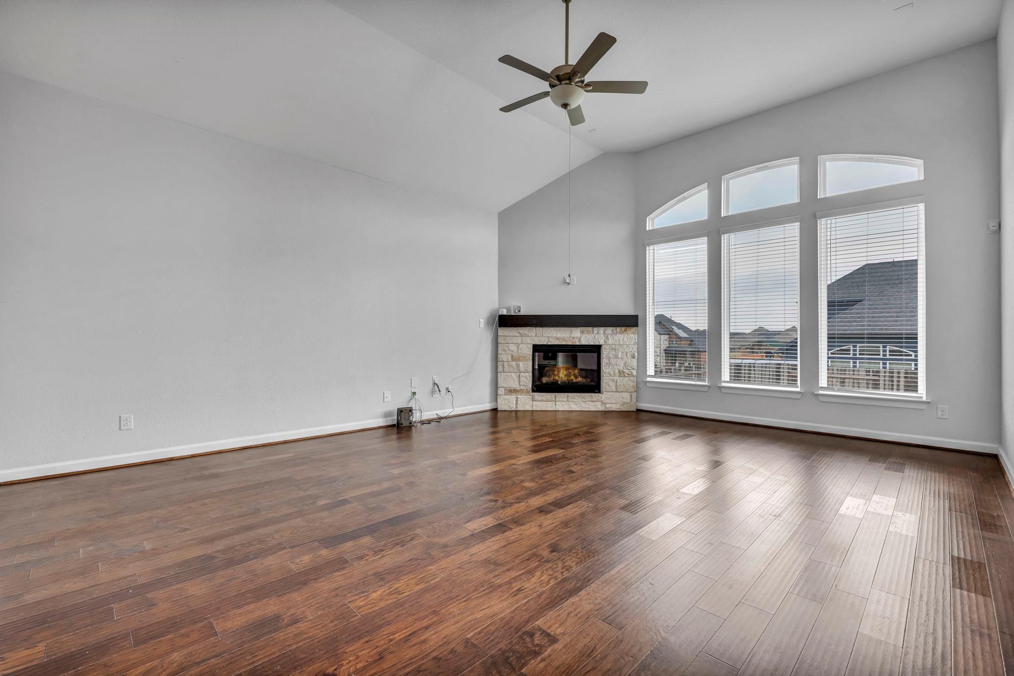 252 Sabino DR