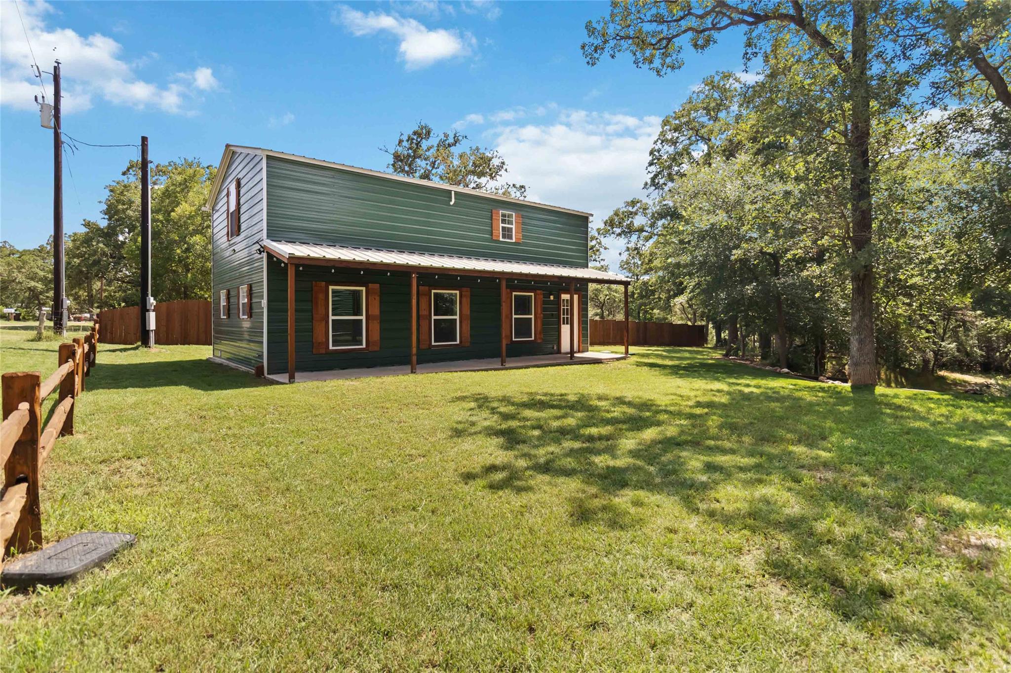106 Harper DR