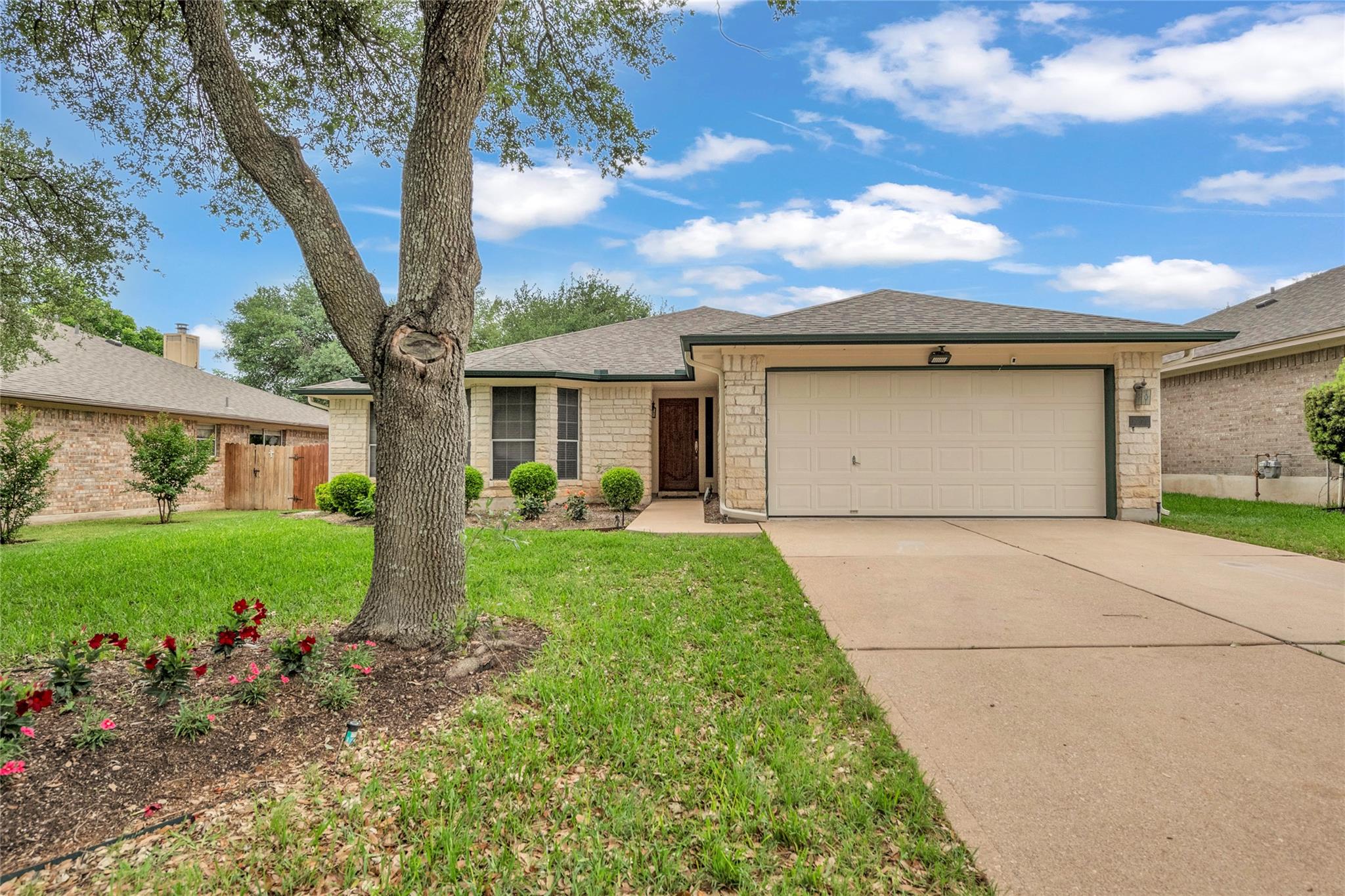 1211 Meghan DR