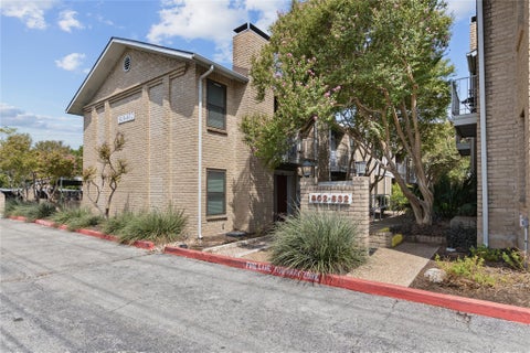 Tiny photo for 818 Banister LN #818, Austin, TX 78704 (MLS # 7855592)