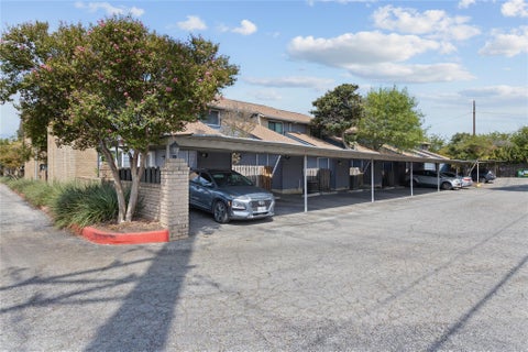Tiny photo for 818 Banister LN #818, Austin, TX 78704 (MLS # 7855592)