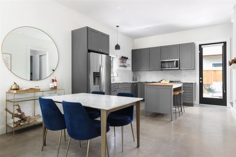 Photo of 1120 Omega Ave #1, Austin, TX 78721 (MLS # 5996977)