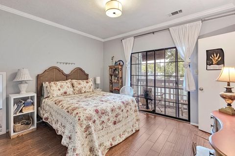 Tiny photo for 303 W 35th ST #202, Austin, TX 78705 (MLS # 1626908)