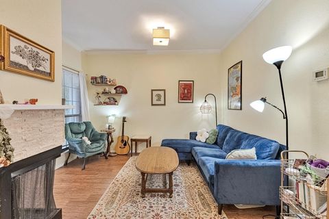 Photo of 303 W 35th ST #202, Austin, TX 78705 (MLS # 1626908)