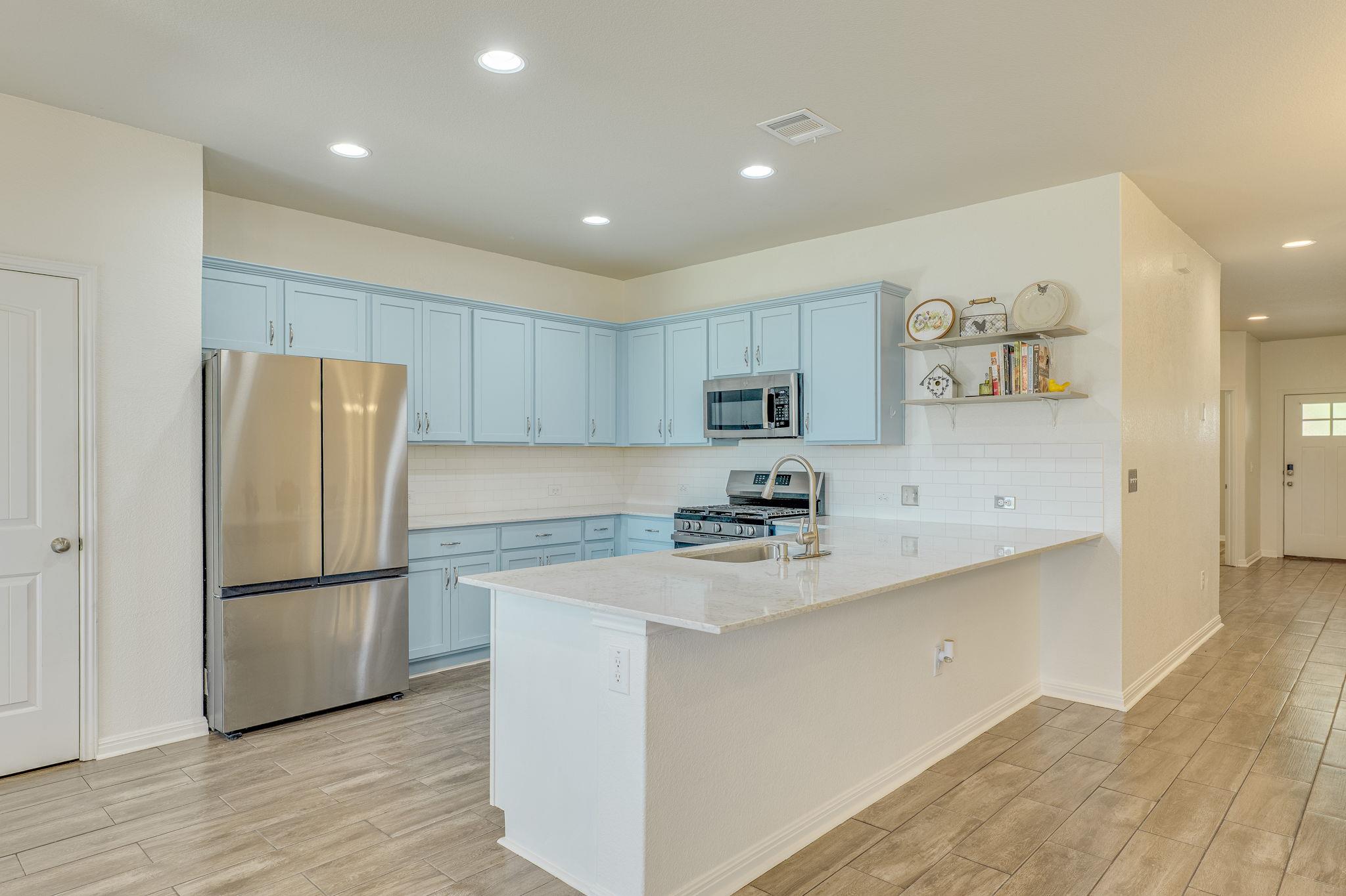 2420 Lobo Landing CV