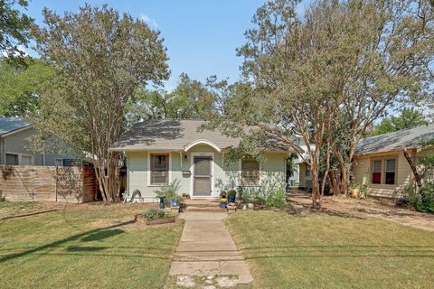 Photo of 1006 E 44th ST, Austin, TX 78751 (MLS # 6724349)