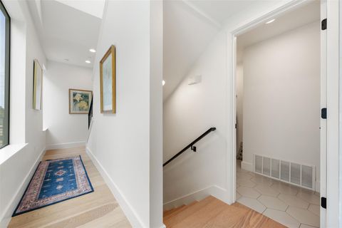 listing image 26