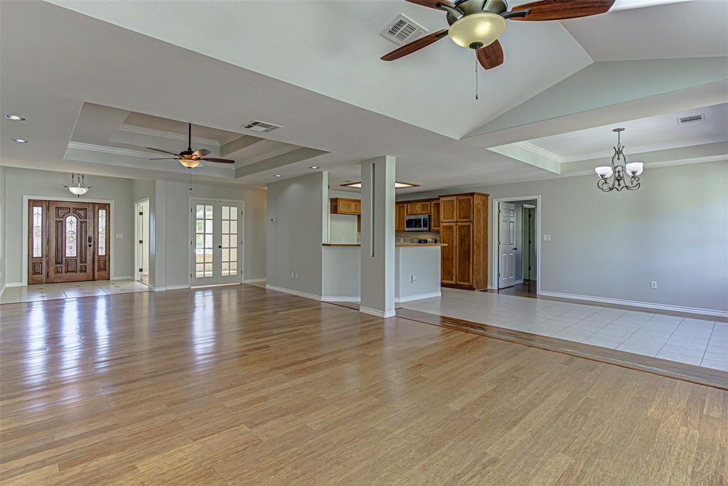 Photo of 703 Amy CIR, Marble Falls, TX 78654 (MLS # 3455191)