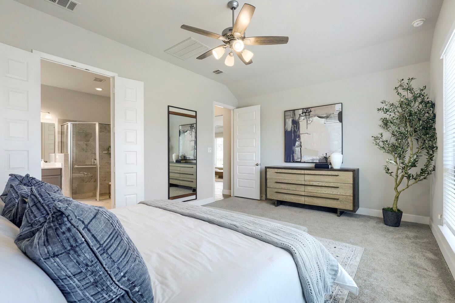 14505 Kira LN