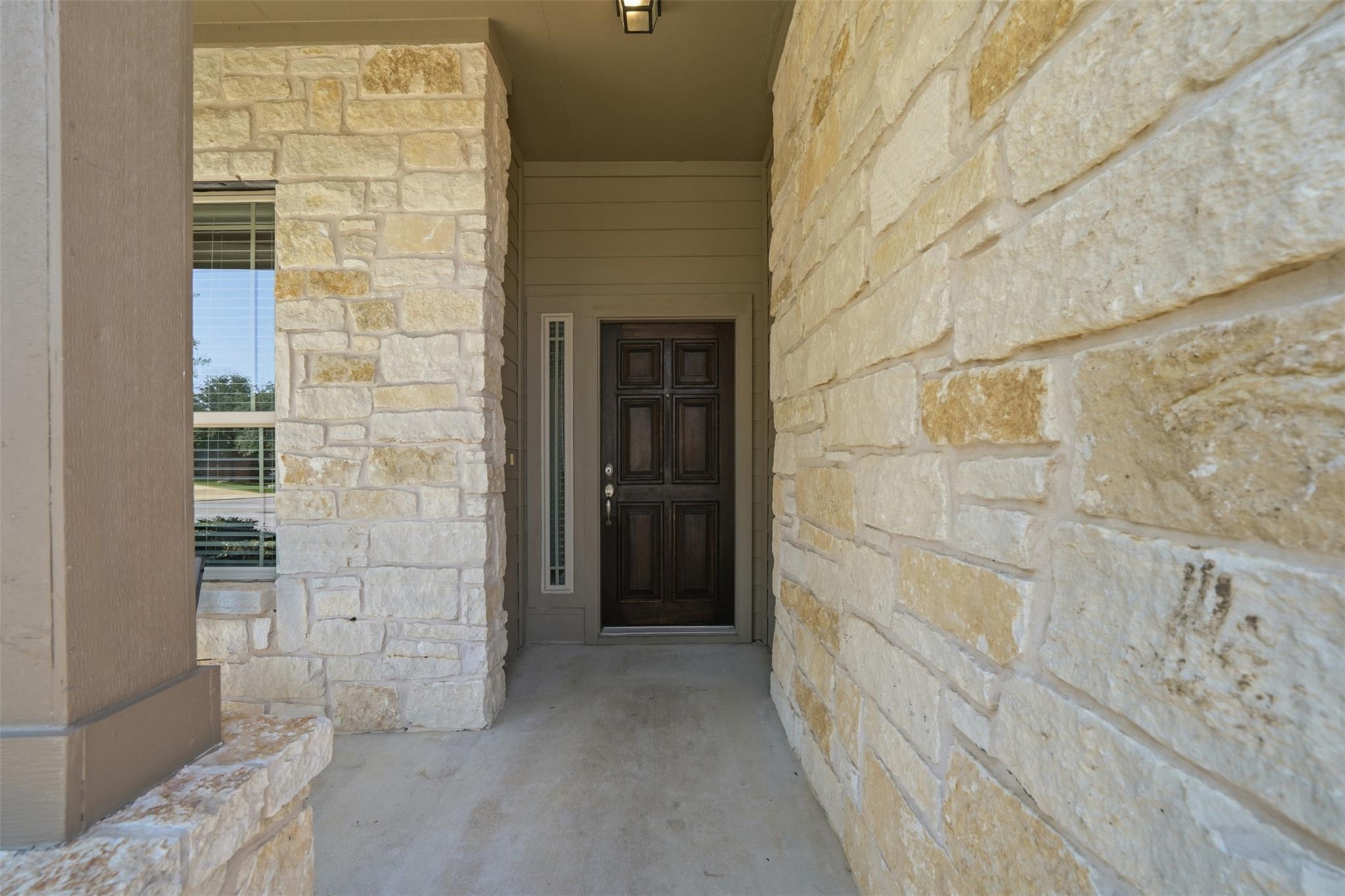 613 Longhorn Cavern RD