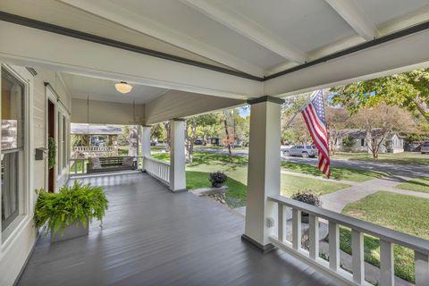 1806 S Main ST Georgetown TX 78626