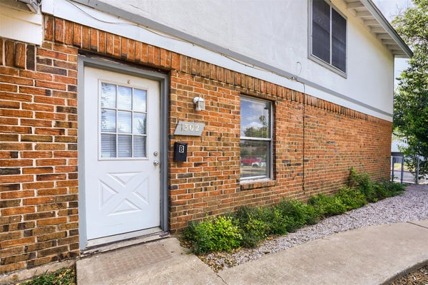 1302 RADCLIFF DR # B, AUSTIN, TX 78752 - Image c26906debfef6046d93acfbe8e5c7637/3848993635
