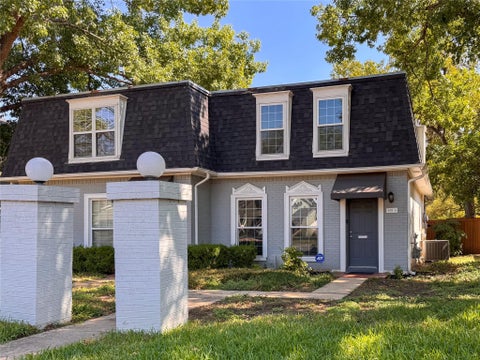 Photo of 6103 Bullard DR #2, Austin, TX 78757 (MLS # 6268705)