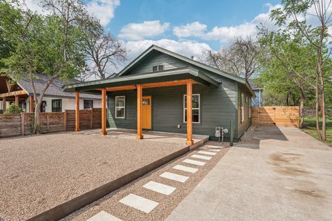 Photo of 2312 Canterbury St #A St, Austin, TX 78702 (MLS # 4879396)