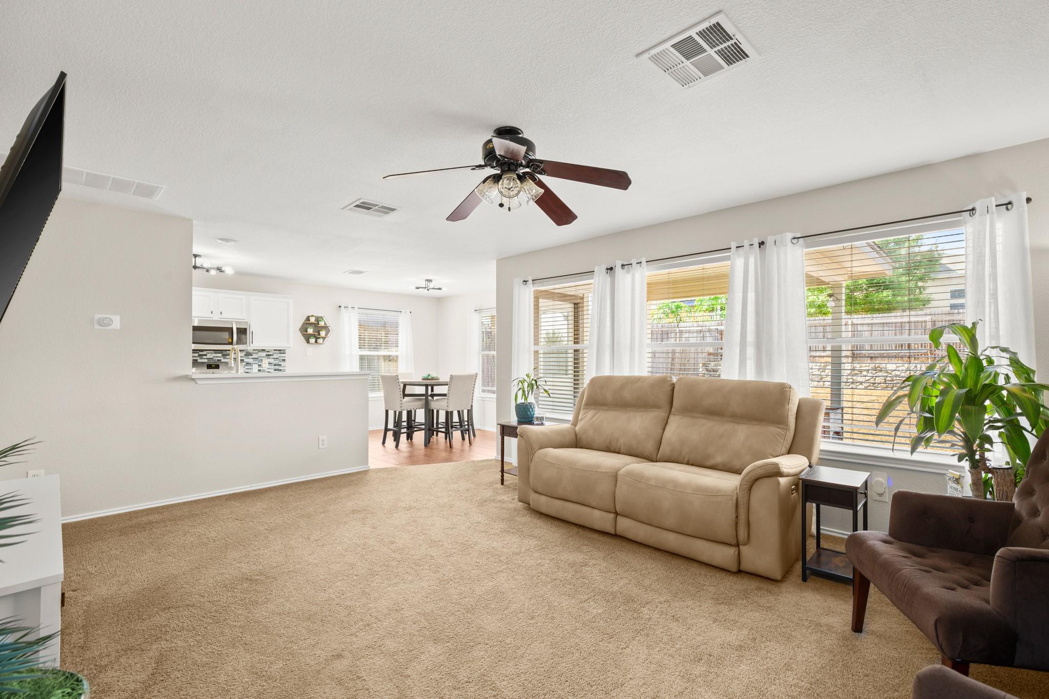 216 Sweet Leaf LN