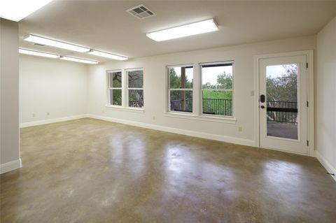 Tiny photo for 6400 Lakeshore DR, Lago Vista, TX 78645 (MLS # 5502959)