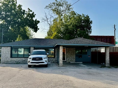 Photo of 4402 MERLE DR, Austin, TX 78745 (MLS # 1861118)