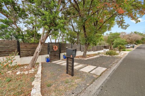 Tiny photo for 1500 Ridgecrest DR, Austin, TX 78746 (MLS # 3024035)