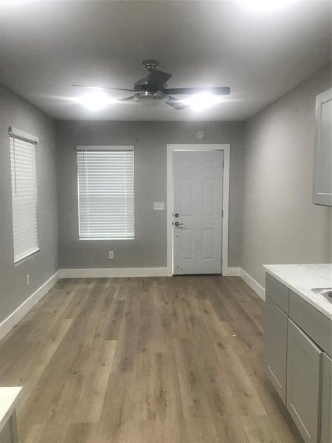 Photo of 9205 Georgian DR #B2, Austin, TX 78753 (MLS # 6507213)