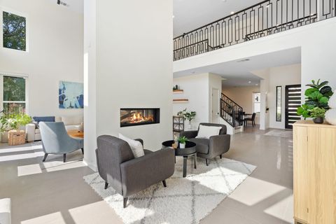 Tiny photo for 1 Sparrowglen LN, The Hills, TX 78738 (MLS # 7232769)