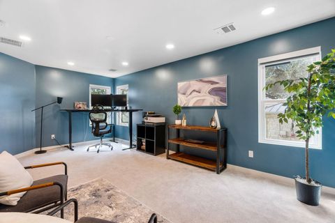Tiny photo for 1 Sparrowglen LN, The Hills, TX 78738 (MLS # 7232769)