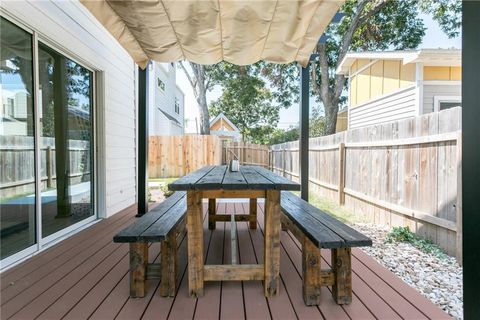 Tiny photo for 1105 Fiesta ST #B, Austin, TX 78702 (MLS # 6927149)