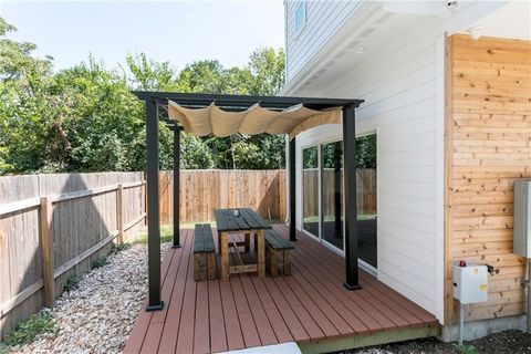 Tiny photo for 1105 Fiesta ST #B, Austin, TX 78702 (MLS # 6927149)