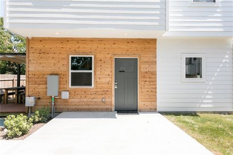 Tiny photo for 1105 Fiesta ST #B, Austin, TX 78702 (MLS # 6927149)