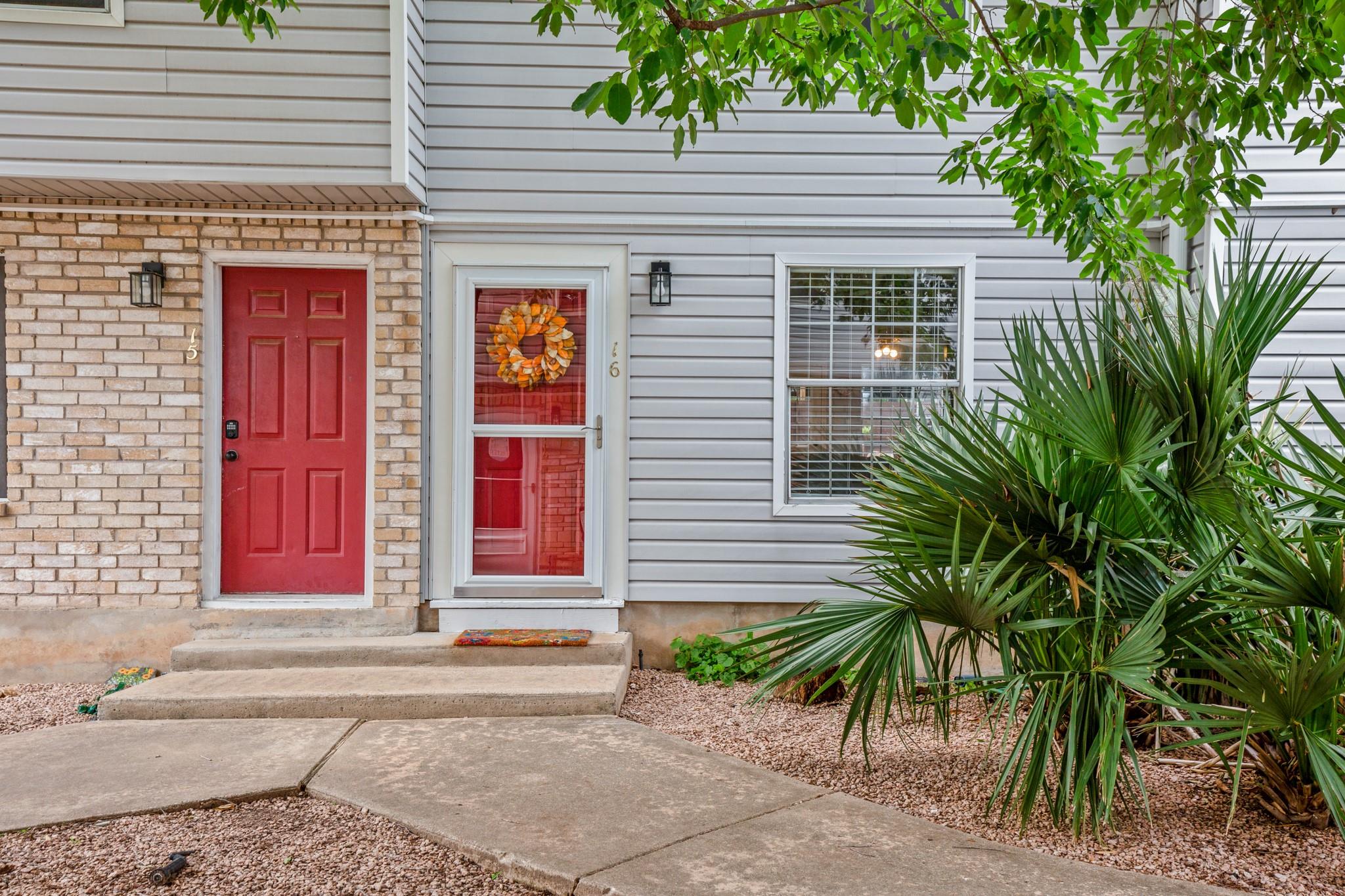 1904 Goodrich Ave 16