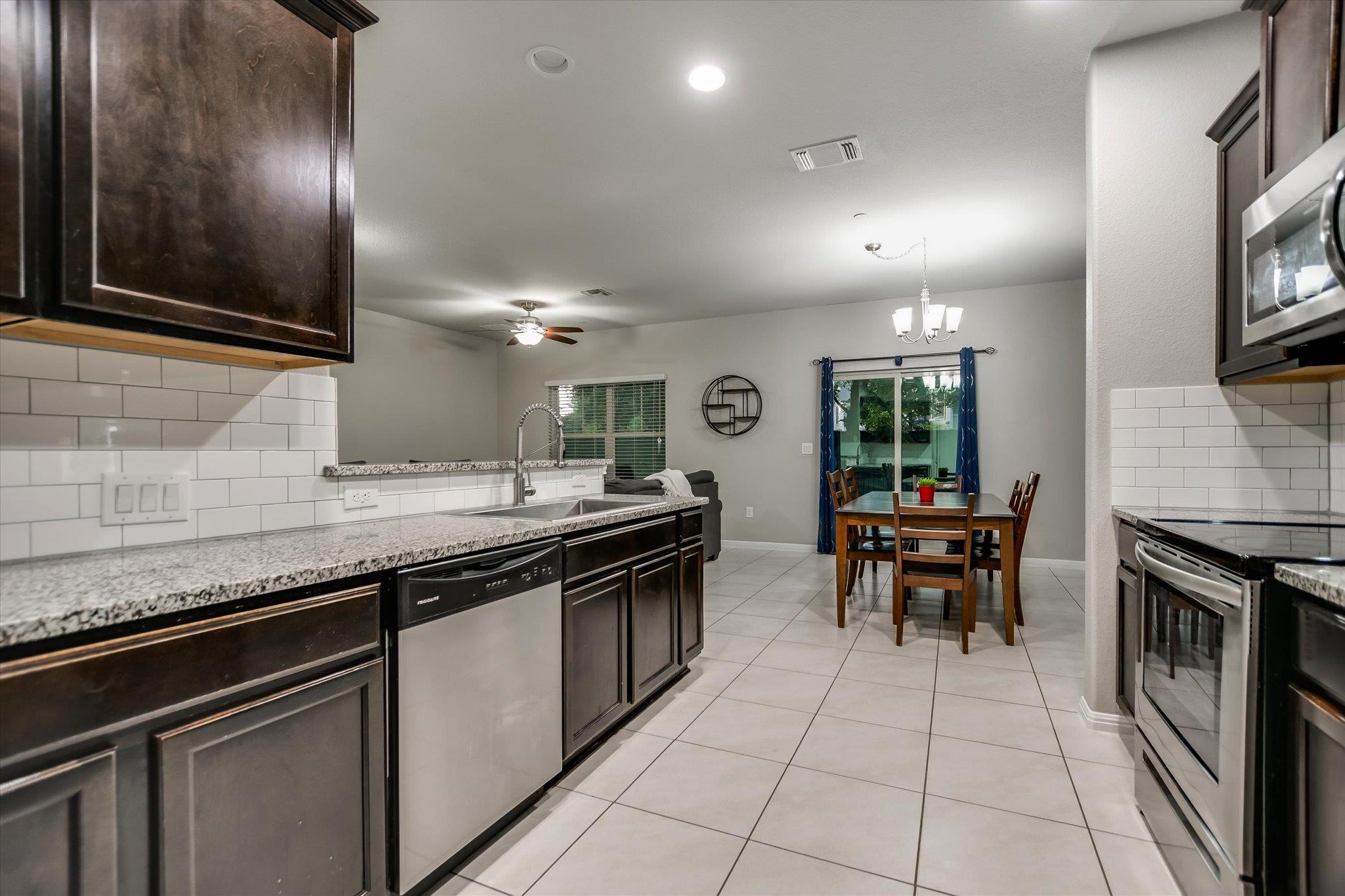 Austin, Texas 78744, United States, 2 Bedrooms Bedrooms, ,3 BathroomsBathrooms,Residential,Active,133762