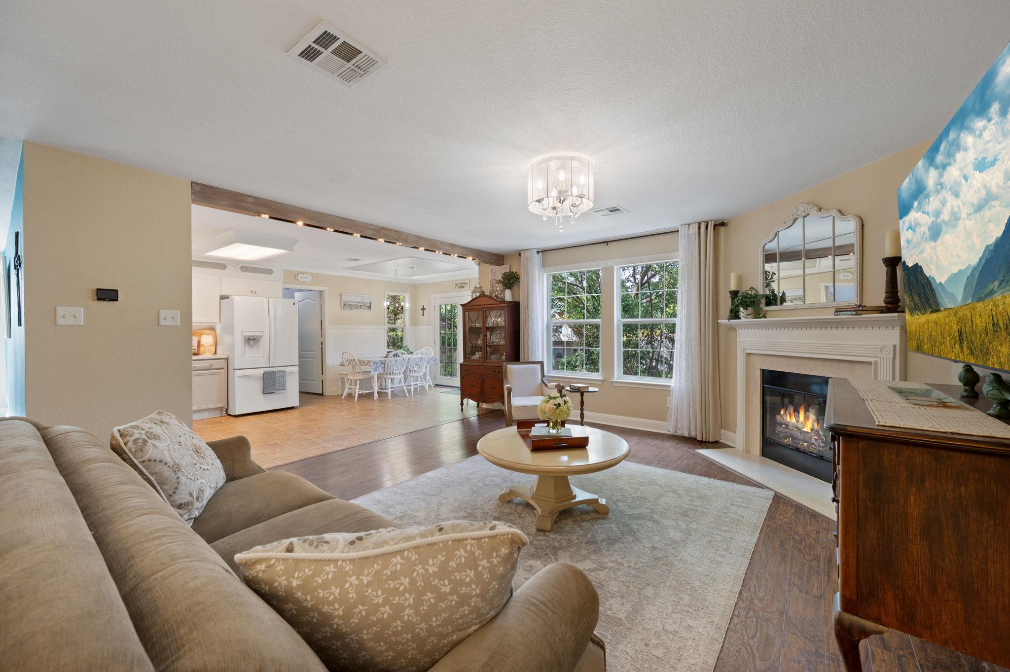 2319 Waizel WAY