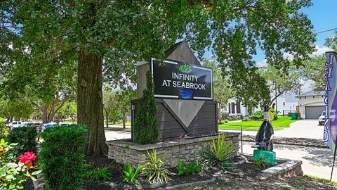 Photo of 1901 Lakeside DR #412, Seabrook, TX 77586 (MLS # 2452462)