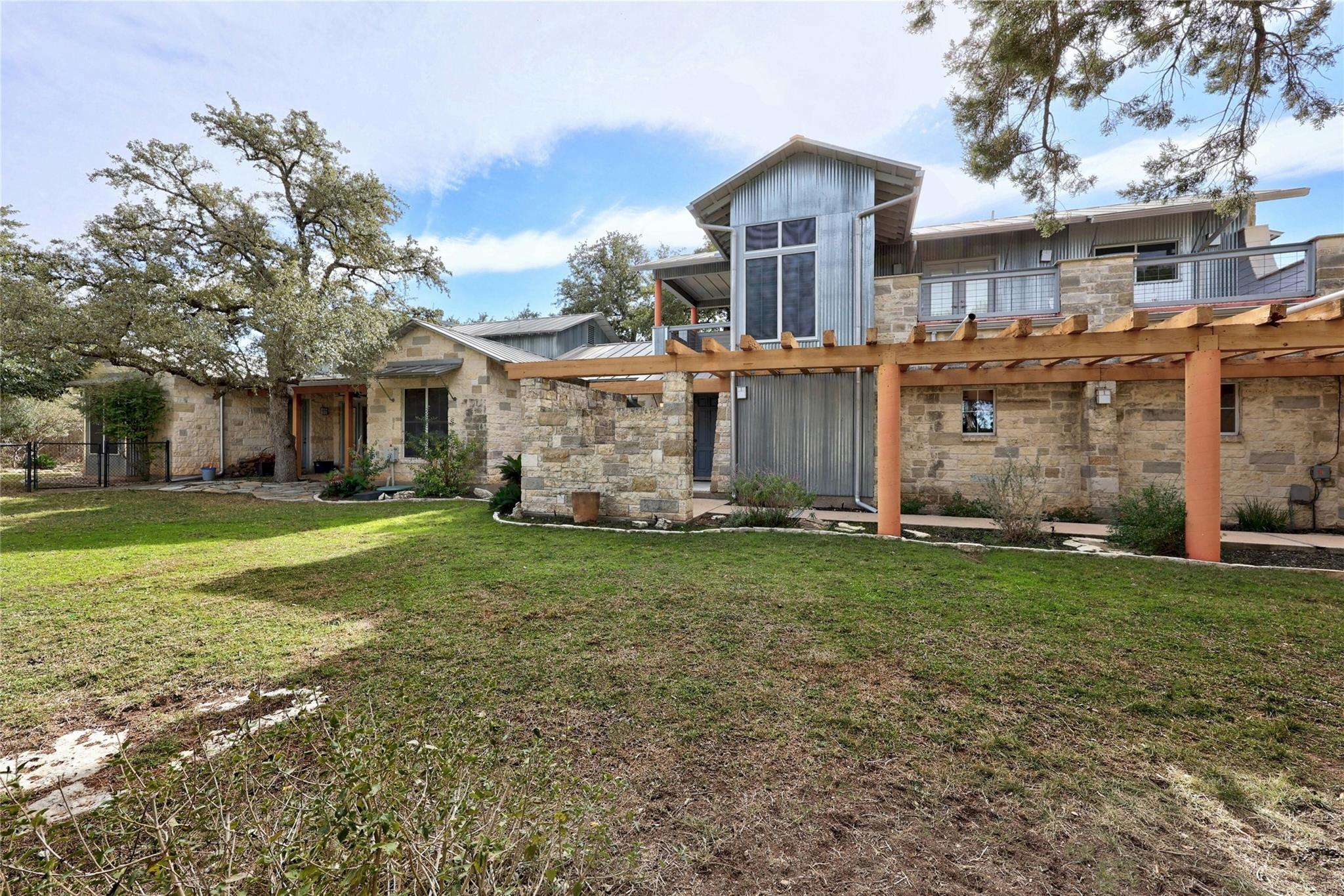 18500 Lakehead CIR