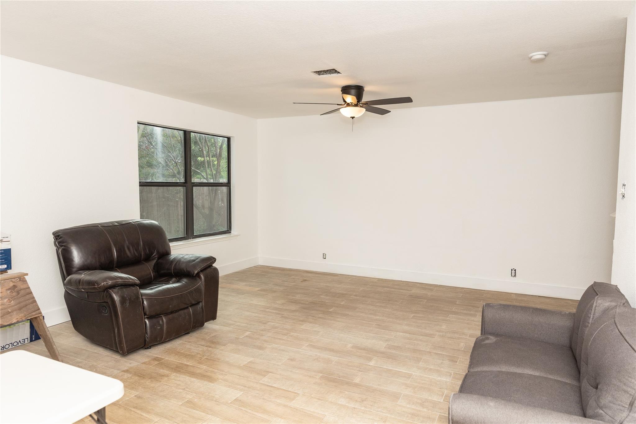 179 Lexington RD