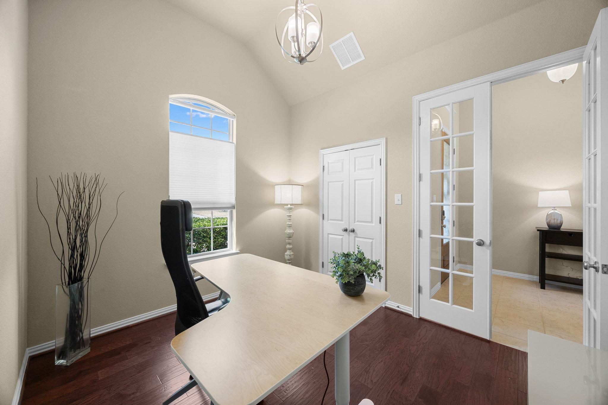 1404 Rimstone DR